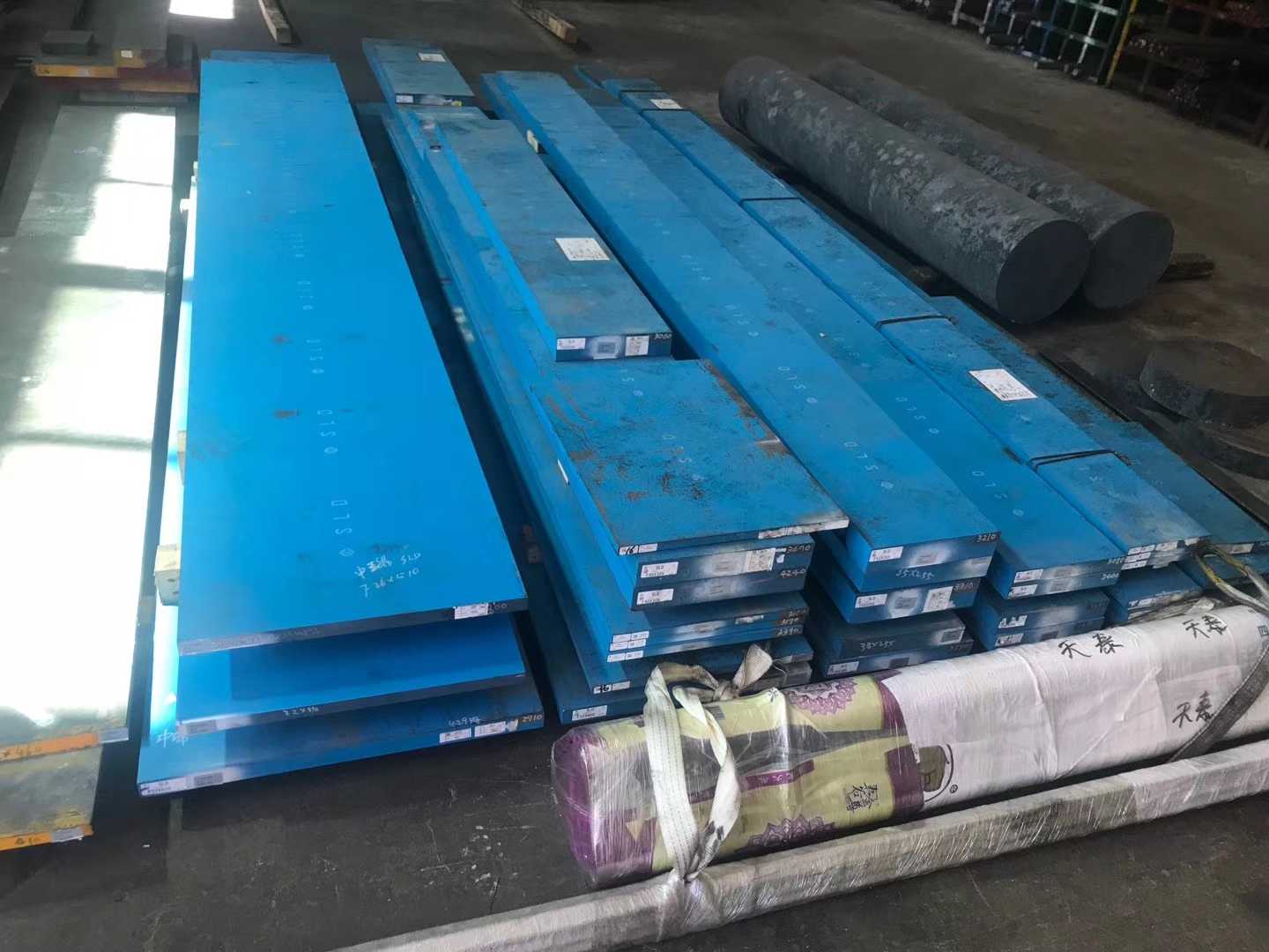 tr25材料，sks81是什么材料