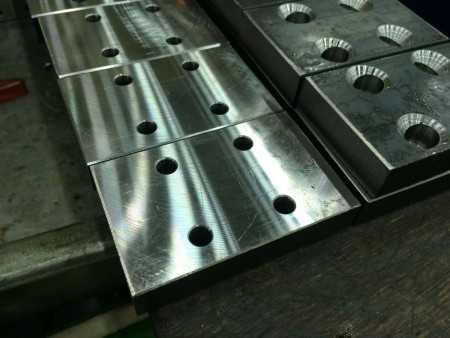 最長用的模具材料是什么，模具的使用壽命有哪些部分組成